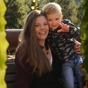 Meet your Posher, Laurie